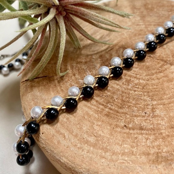 Beautiful Vintage Gold/Black/White Pearl Braided Necklace - Picture 3 of 7